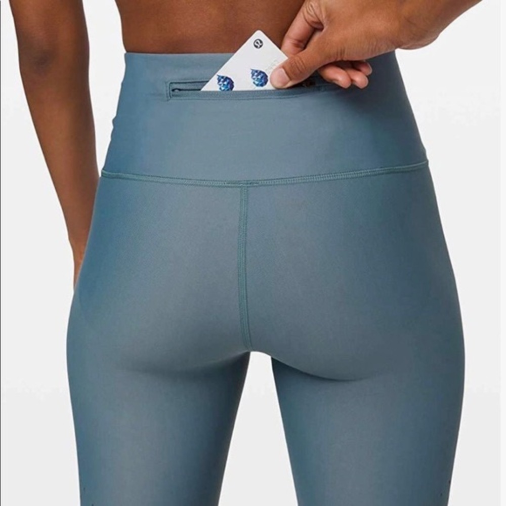 Lululemon In Focus Run Tight - Picture 3 of 10